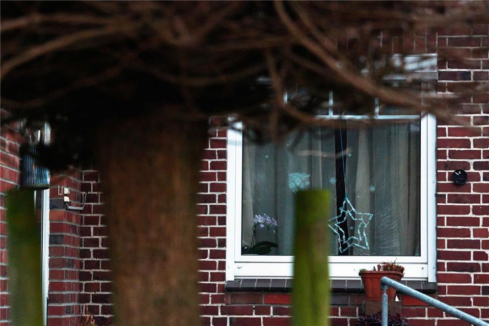 Die Tat passierte in einem Einfamilienhaus. (Archivbild) Marcus Golejewski/dpa