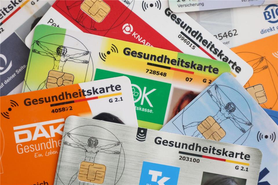 Die Techniker Krankenkasse (TK) und die DAK-Gesundheit kündigen Erhöhungen im neuen Jahr an. (Illustration)---/GKV-Spitzenverband/dpa