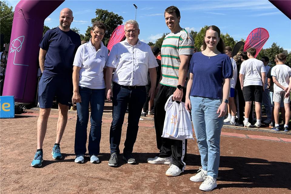 Die Teilnehmer und Organisatoren hatten viel Spaß beim Lauf-Event.
