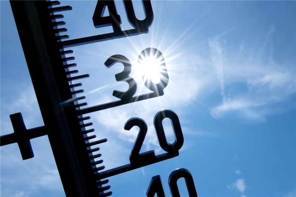 Die Temperaturen klettern am langen Mai-Wochenende bis an die 30-Grad-Marke. (Symbolbild)Sven Hoppe/dpa