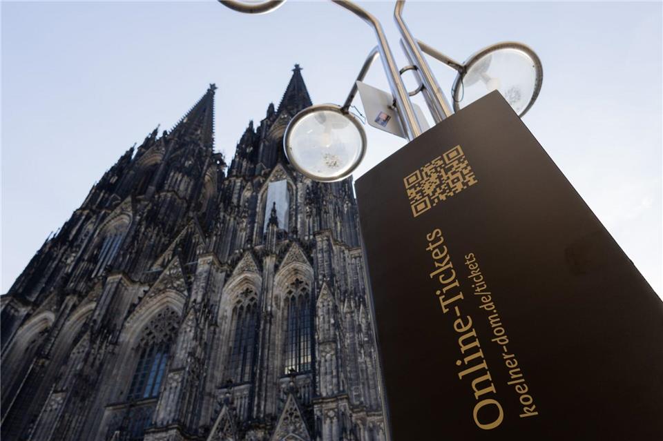 Die Tickets sind auch online erhältlich.Rolf Vennenbernd/dpa