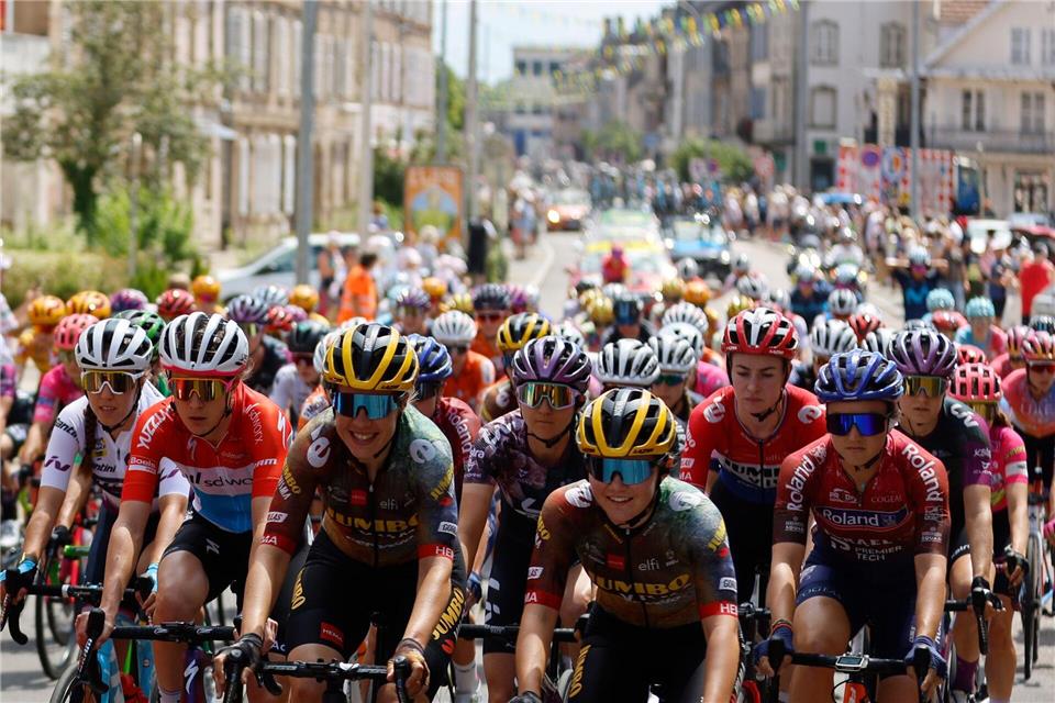 Die Tour de France der Frauen rollt am Samstag in Lausanne los. (Archivbild)Jean-Francois Badias/AP/dpa