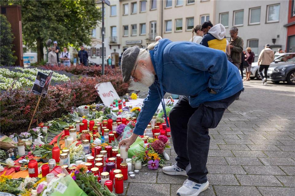 Die Tradition der mehrtägigen Volksfeste soll in Solingen knapp ein Jahr nach dem Anschlag fortgeführt werden. Philipp Müller ist wieder einer der Mitorganisatoren. (Archivbild)Thomas Banneyer/dpa