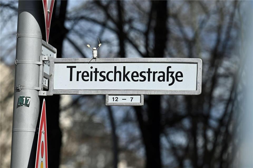 Die Treitschkestraße in Steglitz-Zehlendorf wird umbenannt. (Archivbild)Jonathan Penschek/dpa