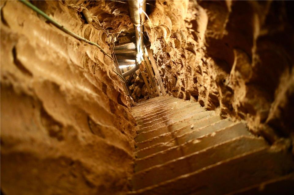 Die Tunnel der Hisbollah sollen zentrales Thema bei den libanesisch-israelischen Gesprächen in Rom sein. (Archivbild)Ilia Yefimovich/dpa