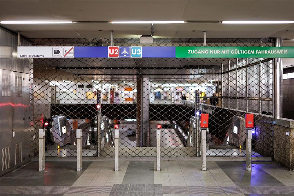 Die U-Bahnen in Nürnberg blieben wegen eines Warnstreiks im Depot. Daniel Karmann/dpa