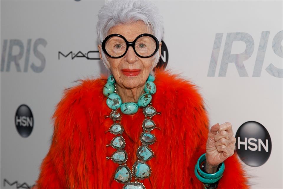 Die US-Mode-Ikone Iris Apfel starb im Alter von 102 Jahren.