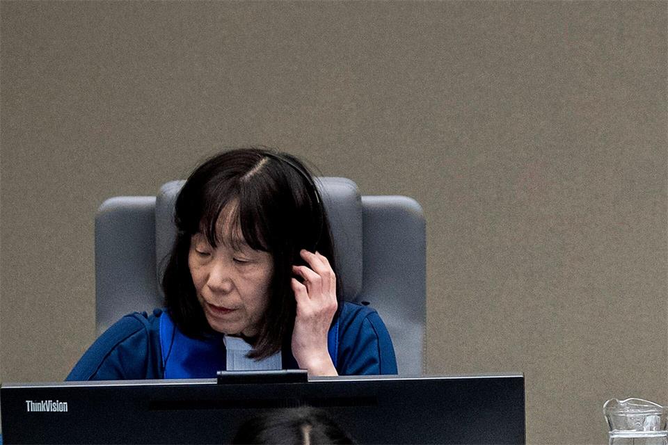 Die US-Regierung will die Präsidentin des Internationalen Strafgerichtshofs, Tomoko Akane, auf die Sanktionsliste setzen.Koen Van Weel/ANP Pool via AP/dpa