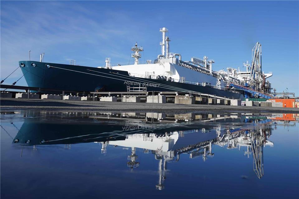 Die Umrüstung erfolgte in Dänemark. (Archivbild)Marcus Brandt/dpa