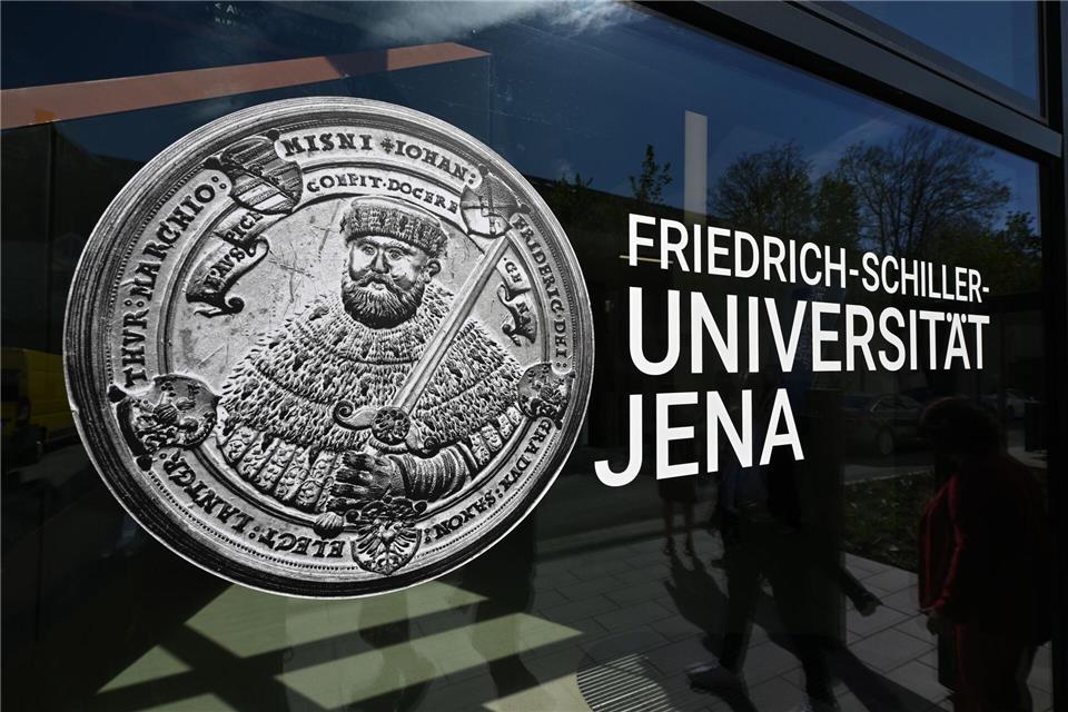 Die Uni Jena will Exzellenzuniversität werden. (Archivbild)Martin Schutt/dpa