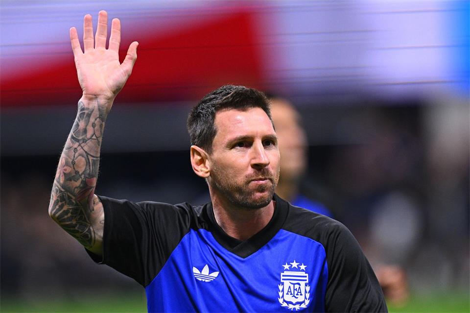 Die Universität von Buenos Aires hat beschlossen, Lionel Messi die Ehrendoktorwürde zu verleihen. (Archivbild)Tom Weller/dpa