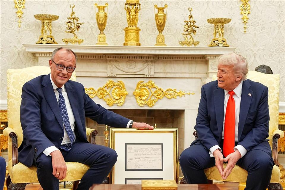 Die Urkunde unterstreicht, dass Trumps Vorfahren väterlicherseits aus Kallstadt bei Bad Dürkheim stammen.Michael Kappeler/dpa