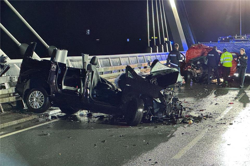 Die Ursache für den tödlichen Unfall war zunächst unklar. (Symbolbild)Stephan Fricke/NEWS5/dpa