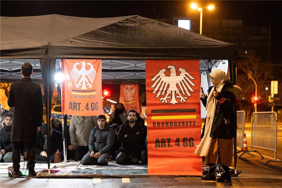 Die Veranstaltungen beschäftigen die Gerichte.Boris Roessler/dpa