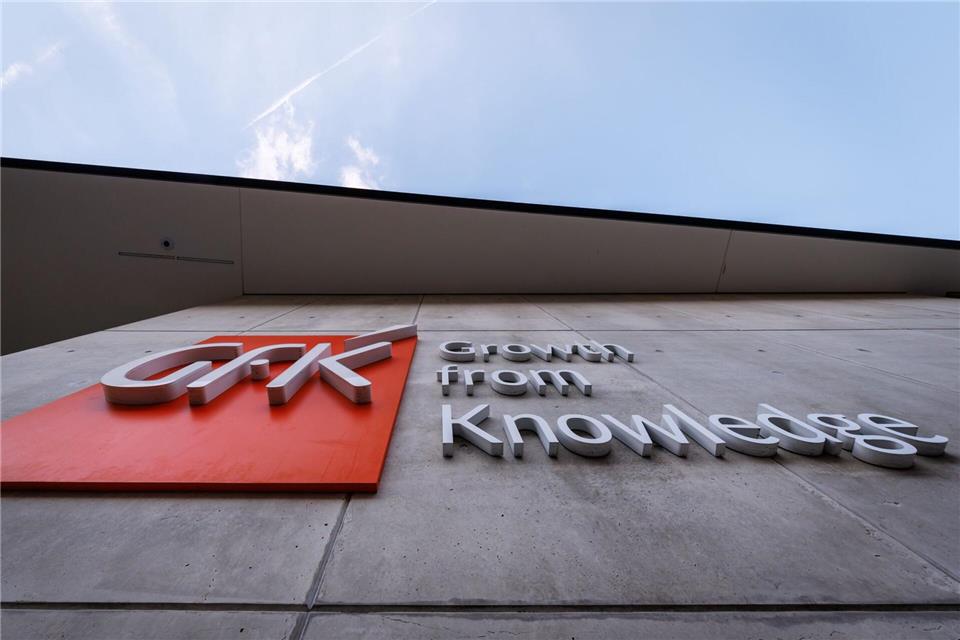 Die Verbraucherstimmung in Deutschland ist wegen des Iran-Krieges erneut gesunken. (Symbolbild)Daniel Karmann/dpa