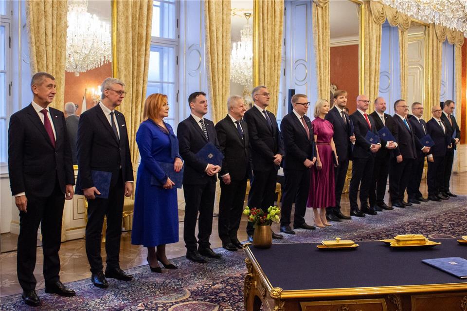 Die Verfassung sieht vor, dass jedes neue Kabinett innerhalb von 30 Tagen nach seiner Ernennung die Vertrauensfrage stellen muss. (Archivbild)Barbora Vizváryová/TASR/dpa