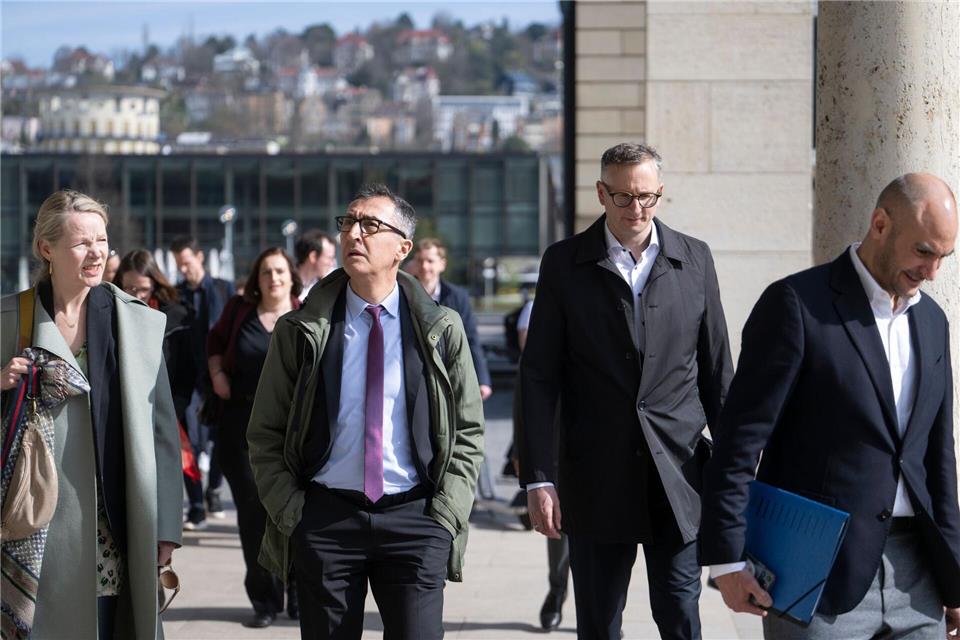 Die Verhandler gaben sich schweigsam.Marijan Murat/dpa