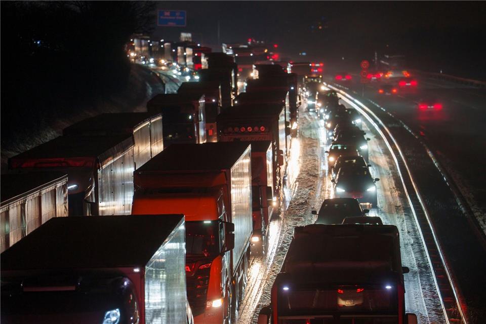 Die Verkehrssituation in Rheinland-Pfalz hat sich laut ADAC „spürbar verschärft“. (Symbolbild)Andreas Arnold/dpa