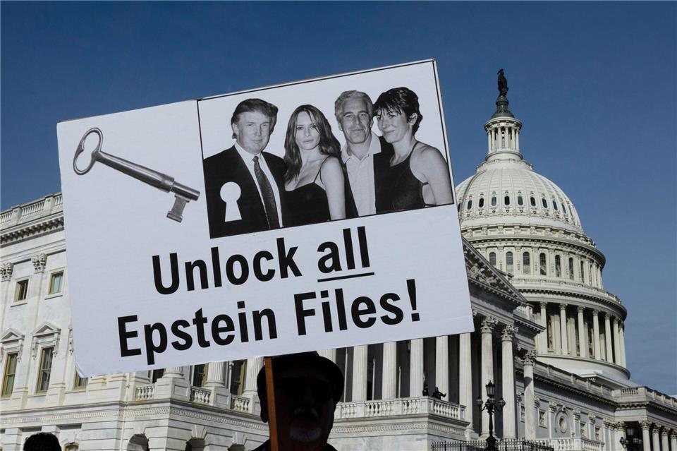 Die Veröffentlichung der Epstein-Akten wird seit langem gefordert - und hat auch Trump unter Druck gesetzt. (Archivbild)Mehmet Eser/ZUMA Press Wire/dpa