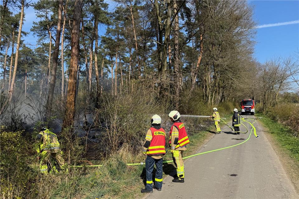 Die Versorgung mit Löschwasser war schwierig.