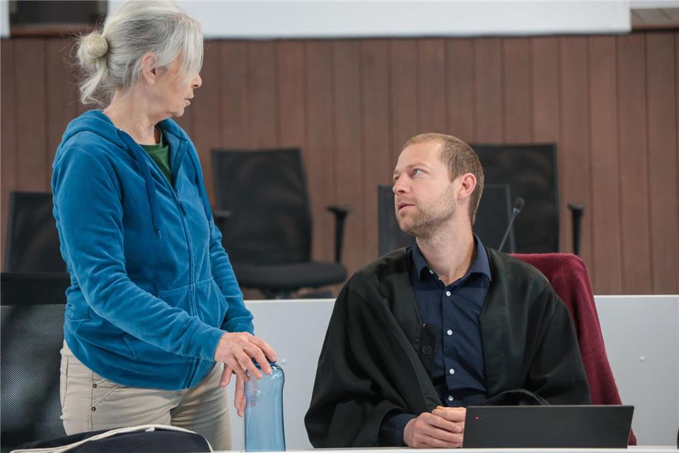 Die Verteidigung stellte einen Antrag wegen Befangenheit.Focke Strangmann/dpa Pool/dpa