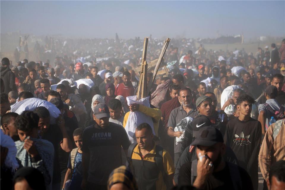 Die Verteilungszentren in Gaza sollen heute wieder öffnen. Mariam Dagga/AP/dpa