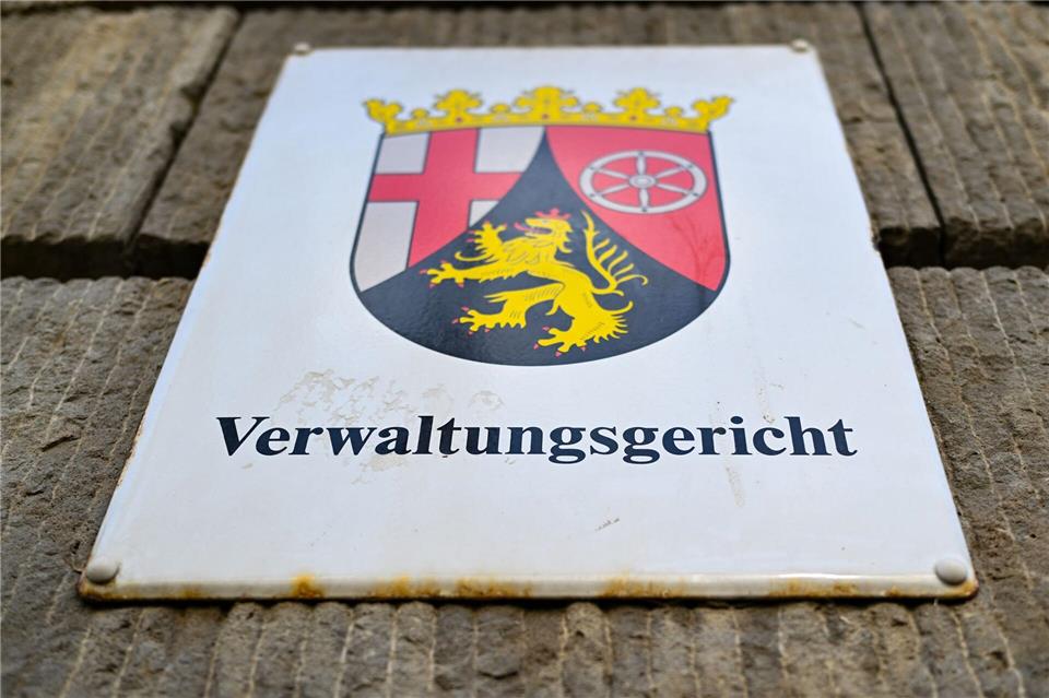 Die Verwaltungsgerichtsordnung soll grundlegend modernisiert werden. (Symbolbild)Arne Dedert/dpa