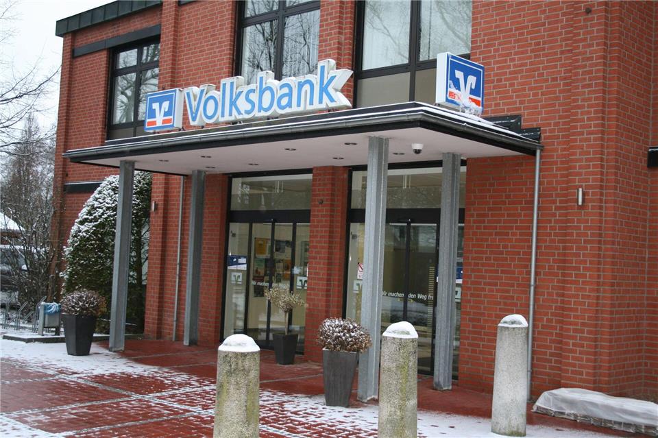 Die Volksbank-Filiale in Stuhr, in die eingebrochen wurde.Kai Moorschlatt/dpa