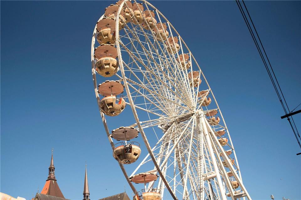 Die Volksfestsaison beginnt traditionell vielerorts rund um Ostern. (Archivbild) Frank Hormann/dpa