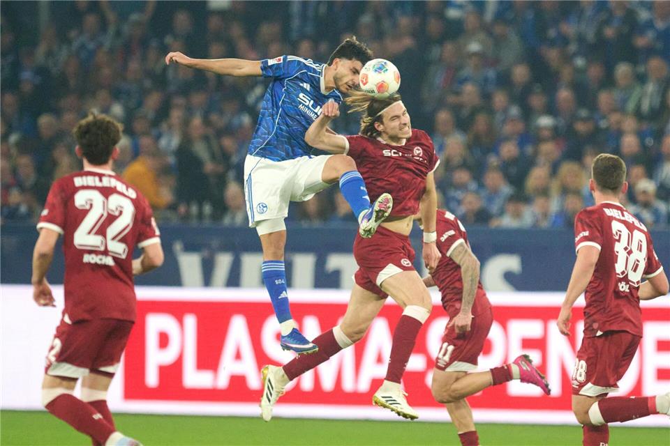 Die Vorlage zum 1:0 war ein Kopfball von Hasan Kurucay, der an der Latte landete.Bernd Thissen/dpa