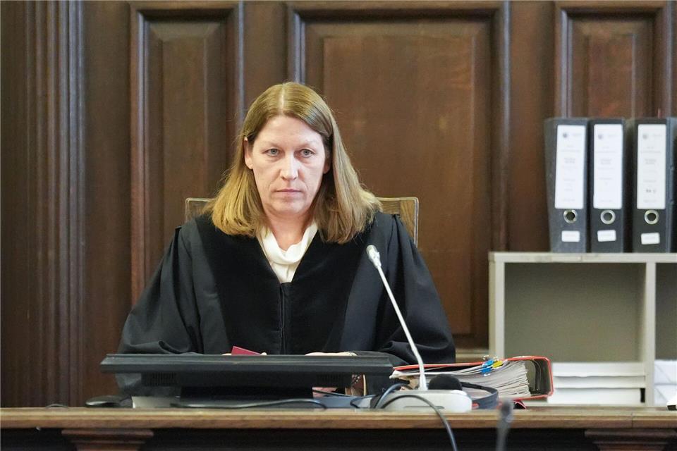 Die Vorsitzende Richterin unterbrach die Erklärung der Angeklagten Block mehrfach.Marcus Brandt/dpa Pool/dpa