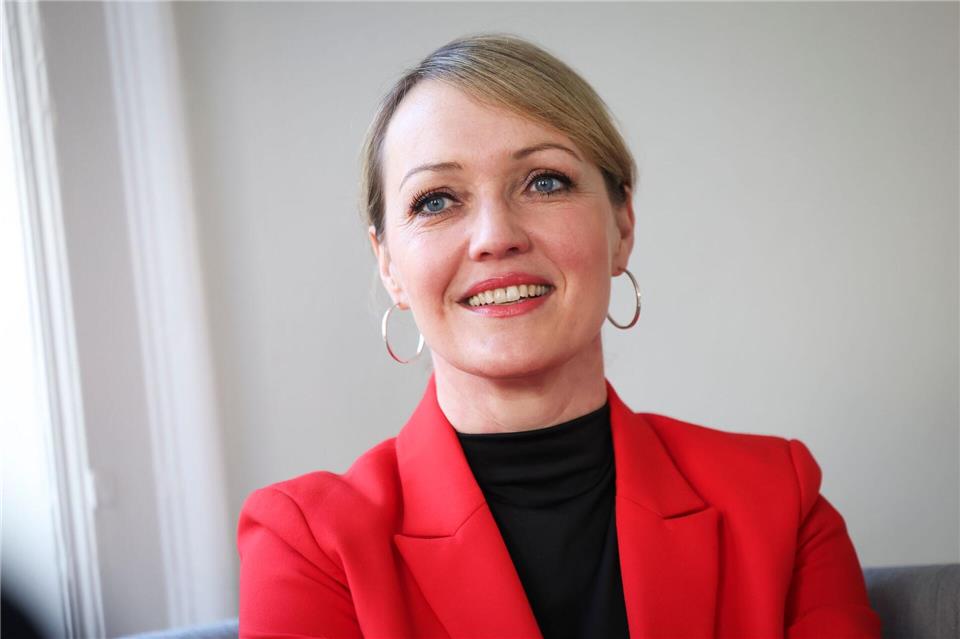 Die Vorsitzende des DGB Nord, Laura Pooth, hat die zehn Wahlforderungen der Gewerkschaften zur Landtagswahl in MV vorgestellt. (Archivbild)Christian Charisius/dpa