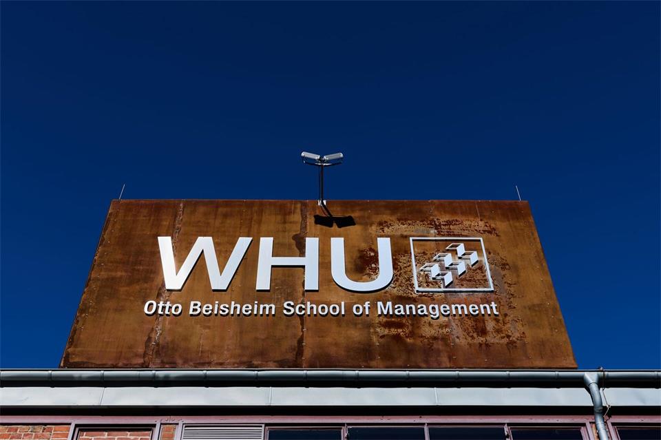 Die WHU bündelt ihre Aktivitäten künftig in Düsseldorf. Rolf Vennenbernd/dpa