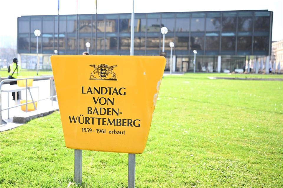 Die Wahl findet in diesem Jahr zum ersten Mal mit einem neuen Wahlrecht statt. Bernd Weißbrod/dpa