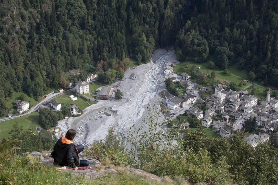 Die Wanderwege hätten gesperrt werden müssen, heißt es in einem neuen Gutachten. (Archivbild)Aladin Klieber/dpa