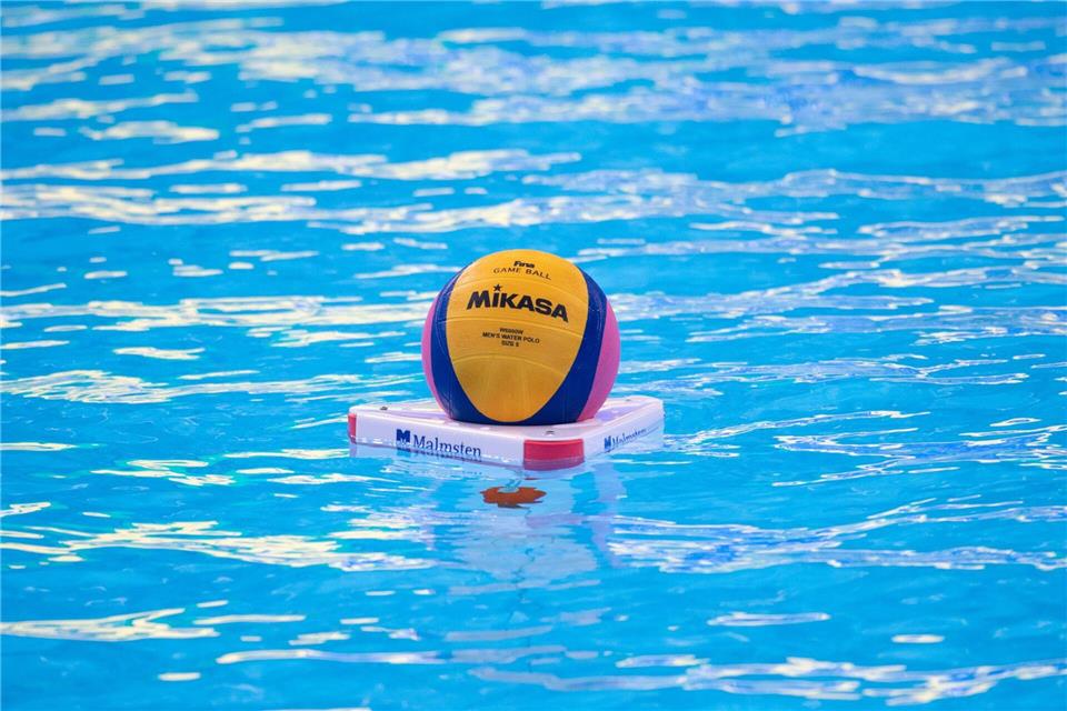 Die Wasserballerinnen von Spandau 04 feiern Premiere in der Champions League. (Archivbild)Bernd Thissen/dpa