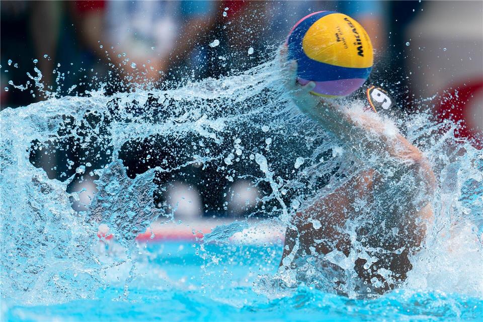 Die Wasserfreunde setzen sich im Halbfinale gegen Duisburg in zwei Spielen durch. (Symbolbild)Bernd Thissen/dpa