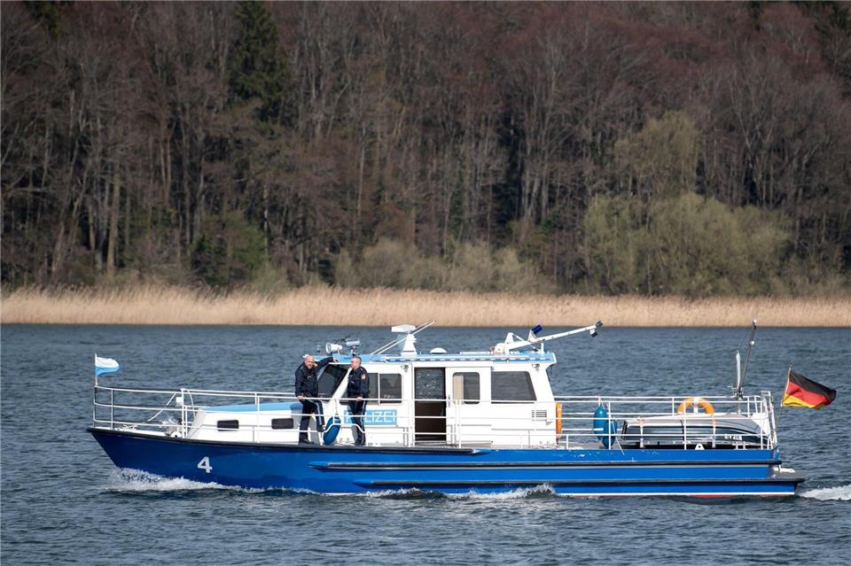 Die Wasserschutzpolizei verplombt in diesem Jahr bereits zum achten Mal ein Auslassventil an einem Schiff. (Symbolbild)Sven Hoppe/dpa