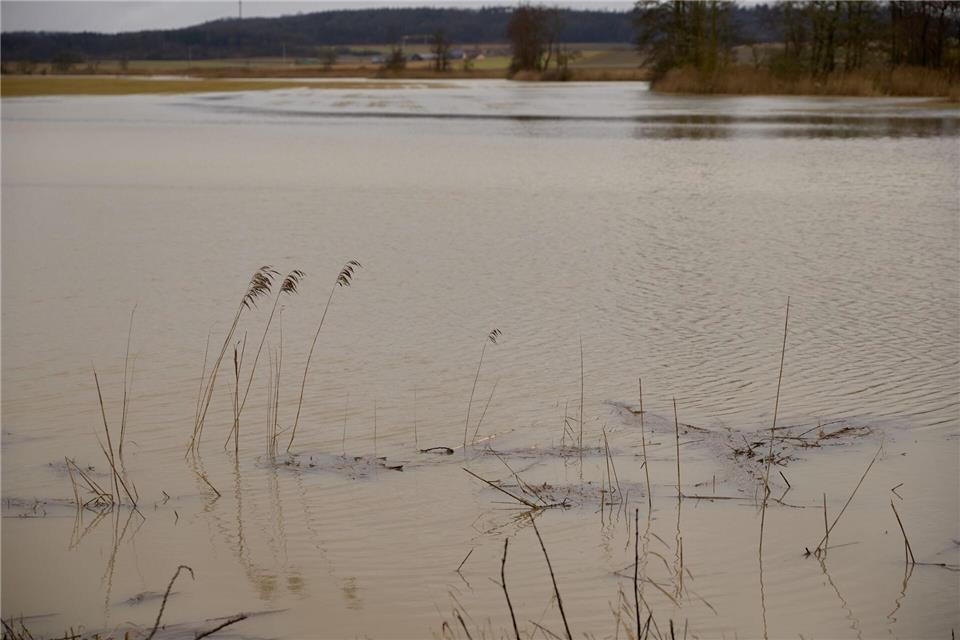 Die Wasserstände sind in Franken gestiegen.Tizian Gerbing/dpa
