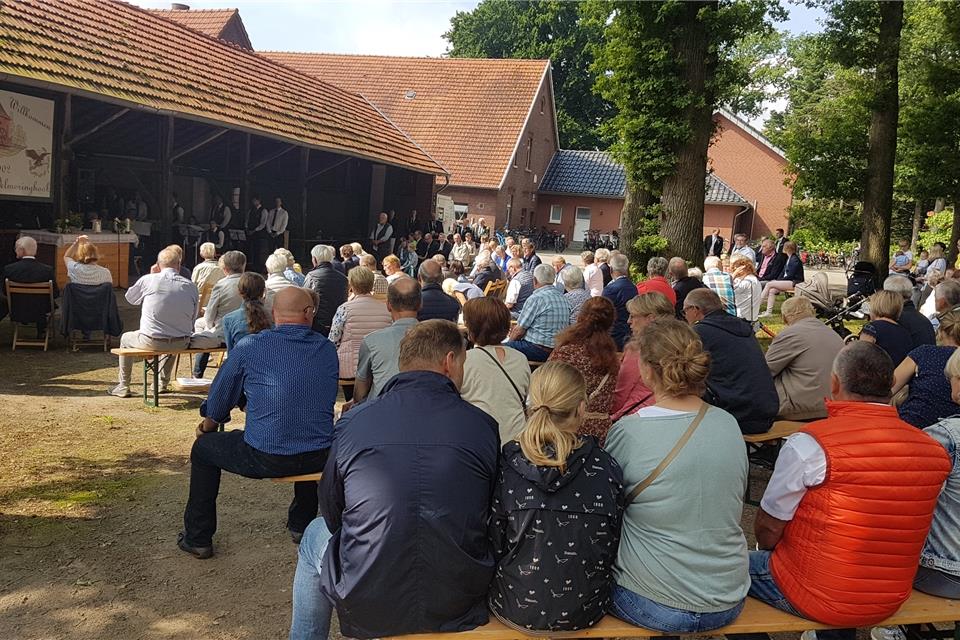 Die Welmeringhooker Schützen trafen sich statt auf der Festwiese auf dem Hof Bonhoff.