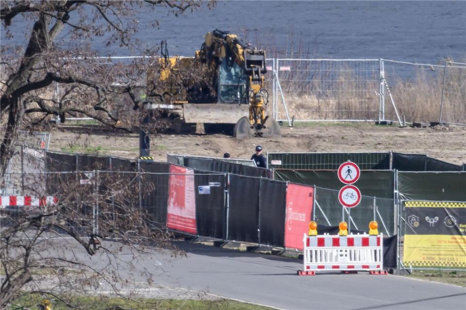 Die Weltkriegsbombe in Dresden wurde erfolgreich entschärft. Robert Michael/dpa
