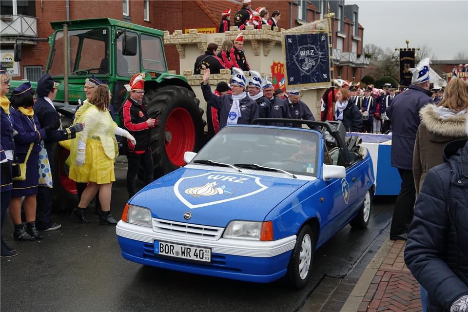 Die Weseker Narren werden dieses Jahr schon am 11. Februar durch den Ort ziehen und feiern. 