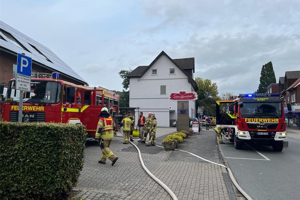 Die Weseler Straße war während des Feuerwehr-Einsatzes gesperrt.