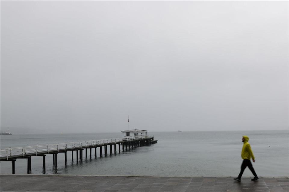 Die Wetteraussichten für das verlängerte Wochenende sind eher trüb. (Symbolbild)Christian Charisius/dpa