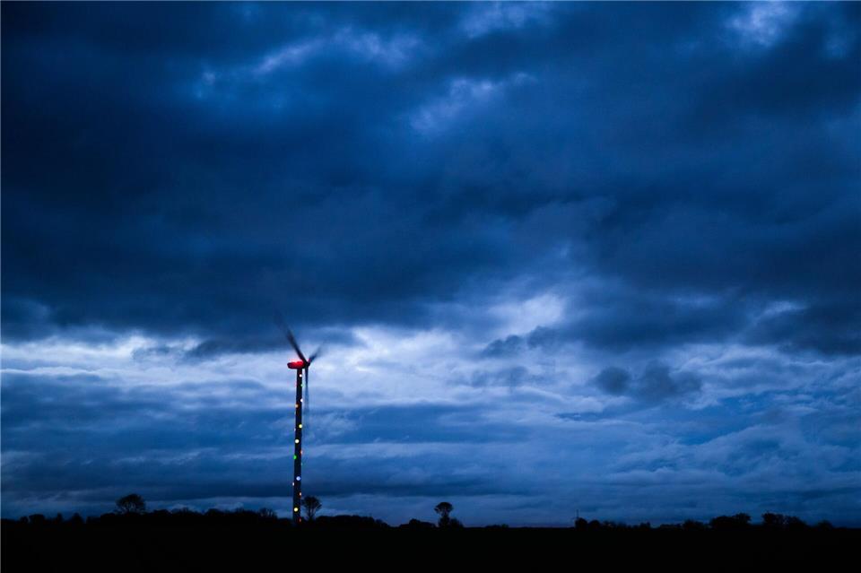 Bilder des Tages Die Wetteraussichten für die kommenden Tage: wechselhaft und bewölktJulian Stratenschulte/dpa