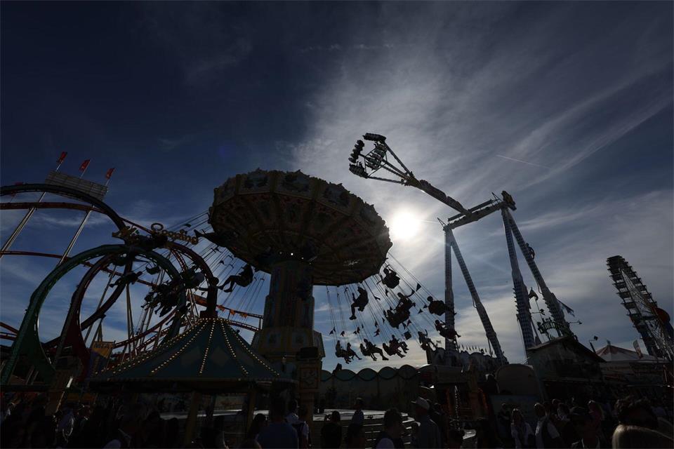 Die Wiesn gilt als das größte Volksfest der Welt.Karl-Josef Hildenbrand/dpa