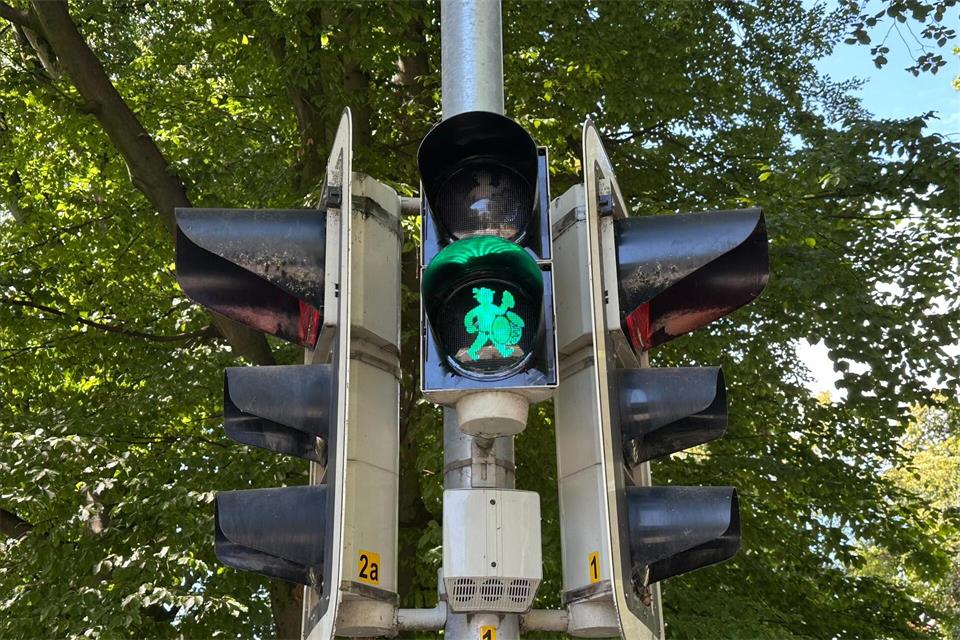 Die Wiesntrommler sollen auch nach dem Rosenheimer Herbstfest noch den Verkehr regeln. (Symbolbild) Christian Baab/Stadt Rosenheim/dpa