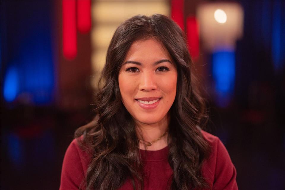 Die Wissenschaftsjournalistin Mai Thi Nguyen-Kim erhält einen Preis, der mit Hessens Verfassung verbunden ist. (Archivbild)Rolf Vennenbernd/dpa