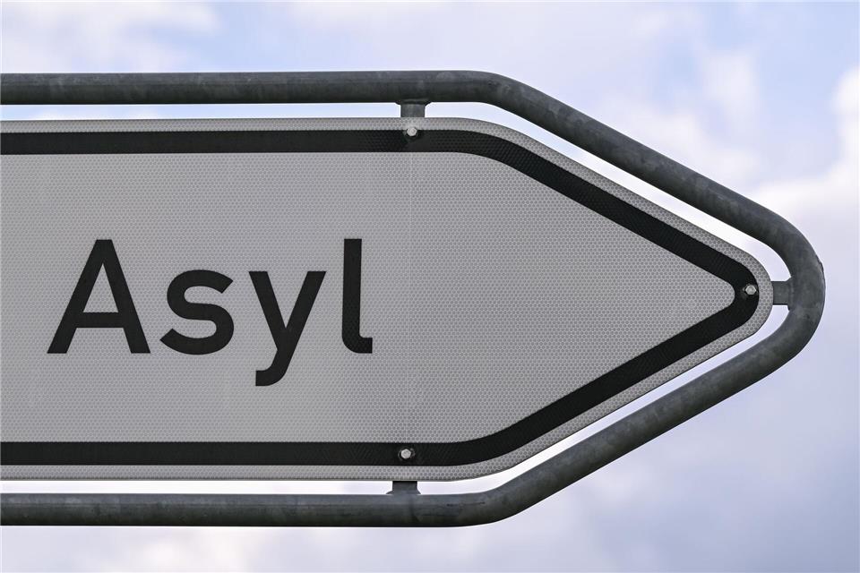 Die Zahl der Asylanträge in der EU geht weiter zurück. (Symbolbild)Patrick Pleul/dpa