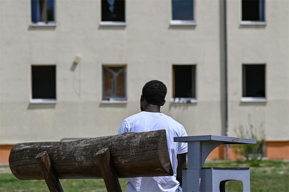 Die Zahl der Asylsuchenden, die nach Deutschland kommen, ist in den vergangenen zwei Jahren deutlich gesunken. (Symbolbild)Patrick Pleul/dpa